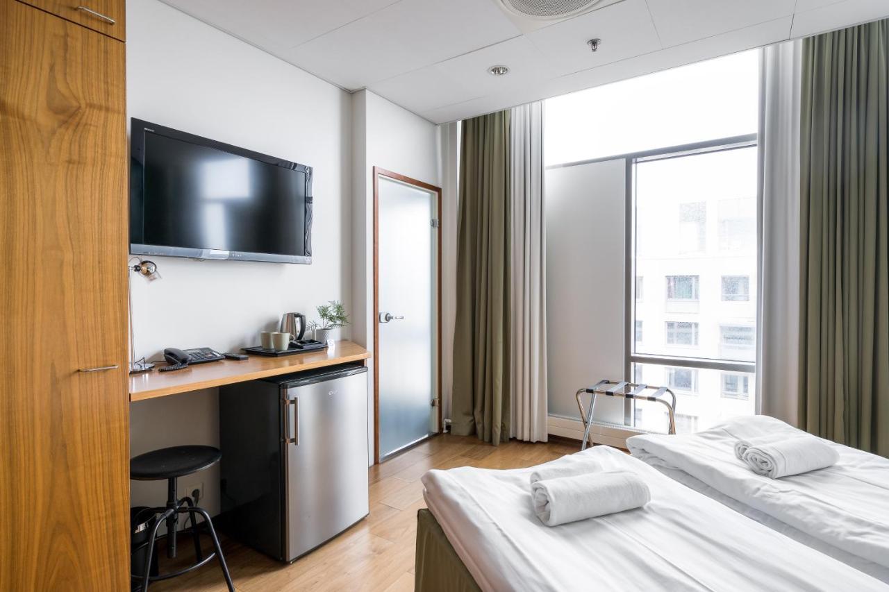Hiisi Hotel Helsinki Jaetkaesaari エクステリア 写真
