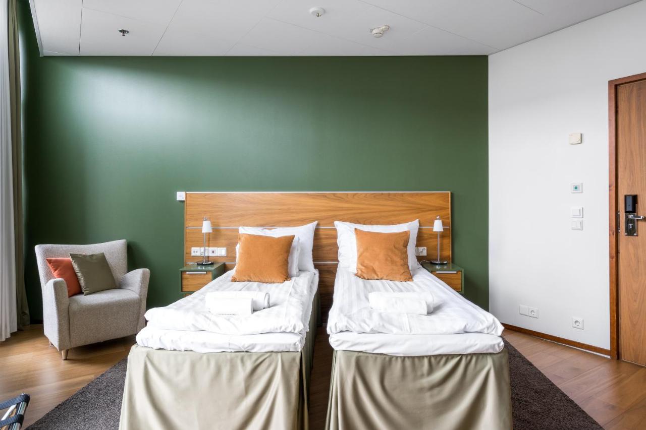 Hiisi Hotel Helsinki Jaetkaesaari エクステリア 写真