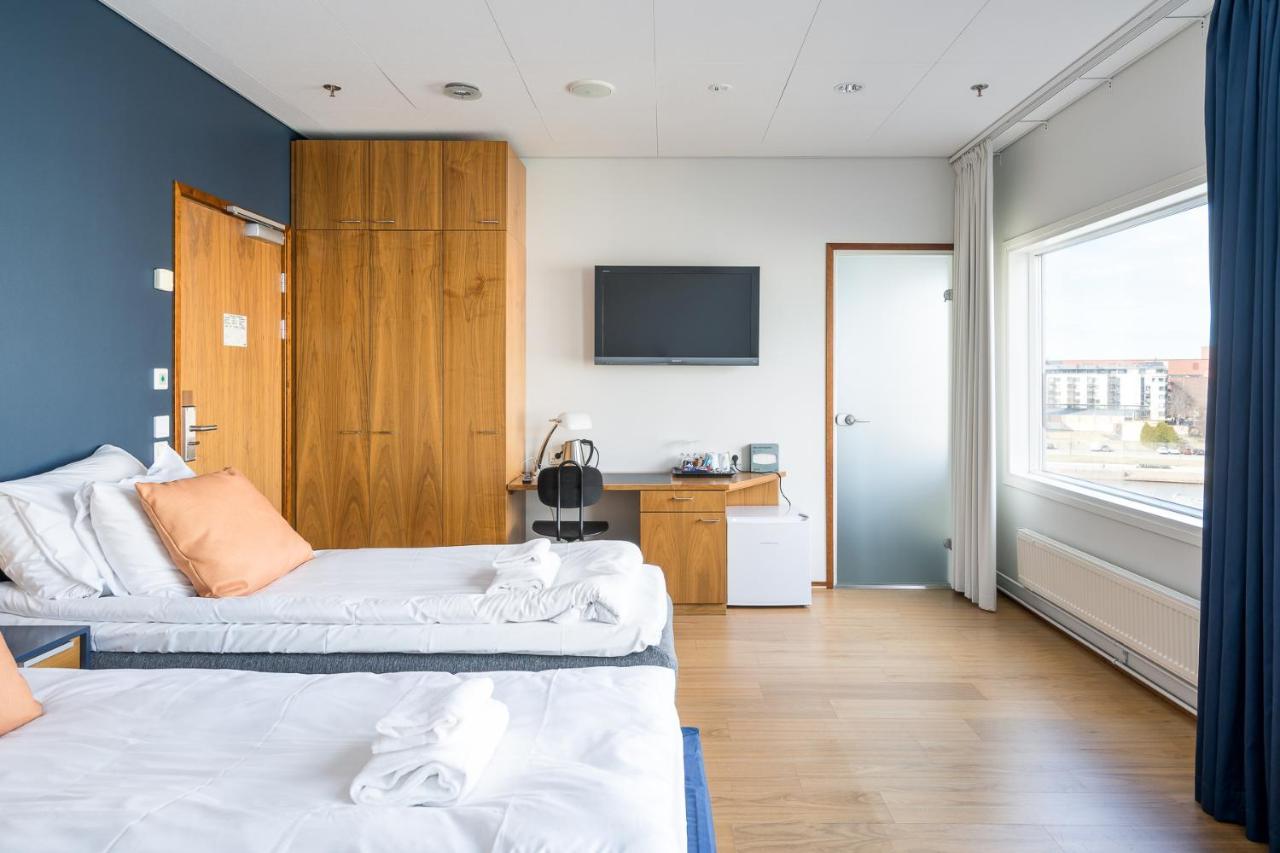 Hiisi Hotel Helsinki Jaetkaesaari エクステリア 写真