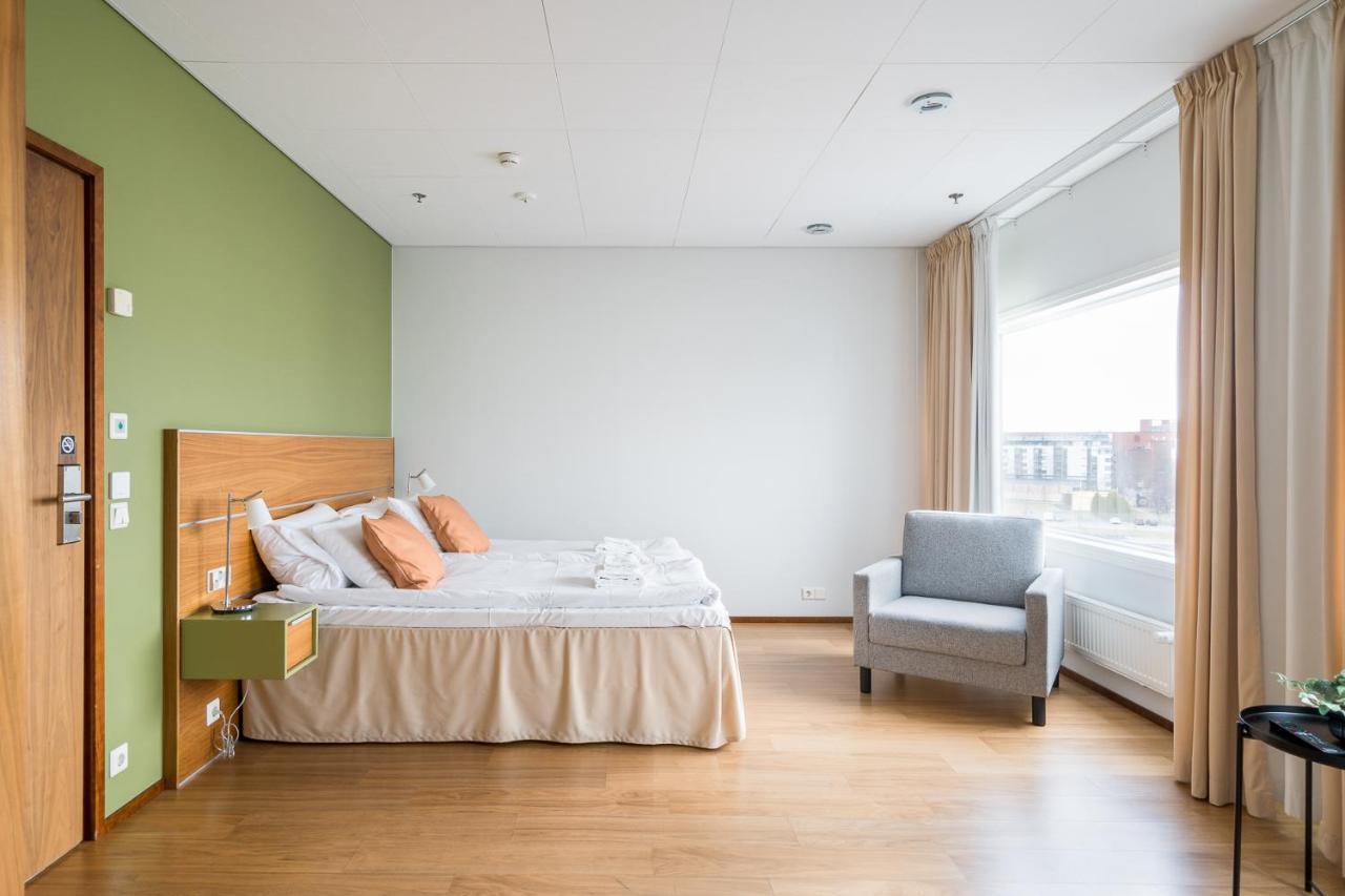 Hiisi Hotel Helsinki Jaetkaesaari エクステリア 写真