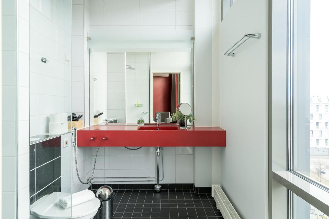 Hiisi Hotel Helsinki Jaetkaesaari エクステリア 写真