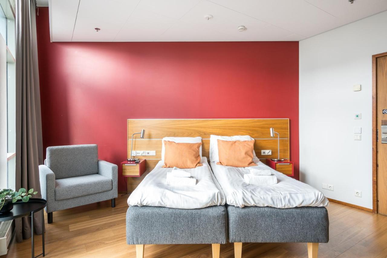 Hiisi Hotel Helsinki Jaetkaesaari エクステリア 写真