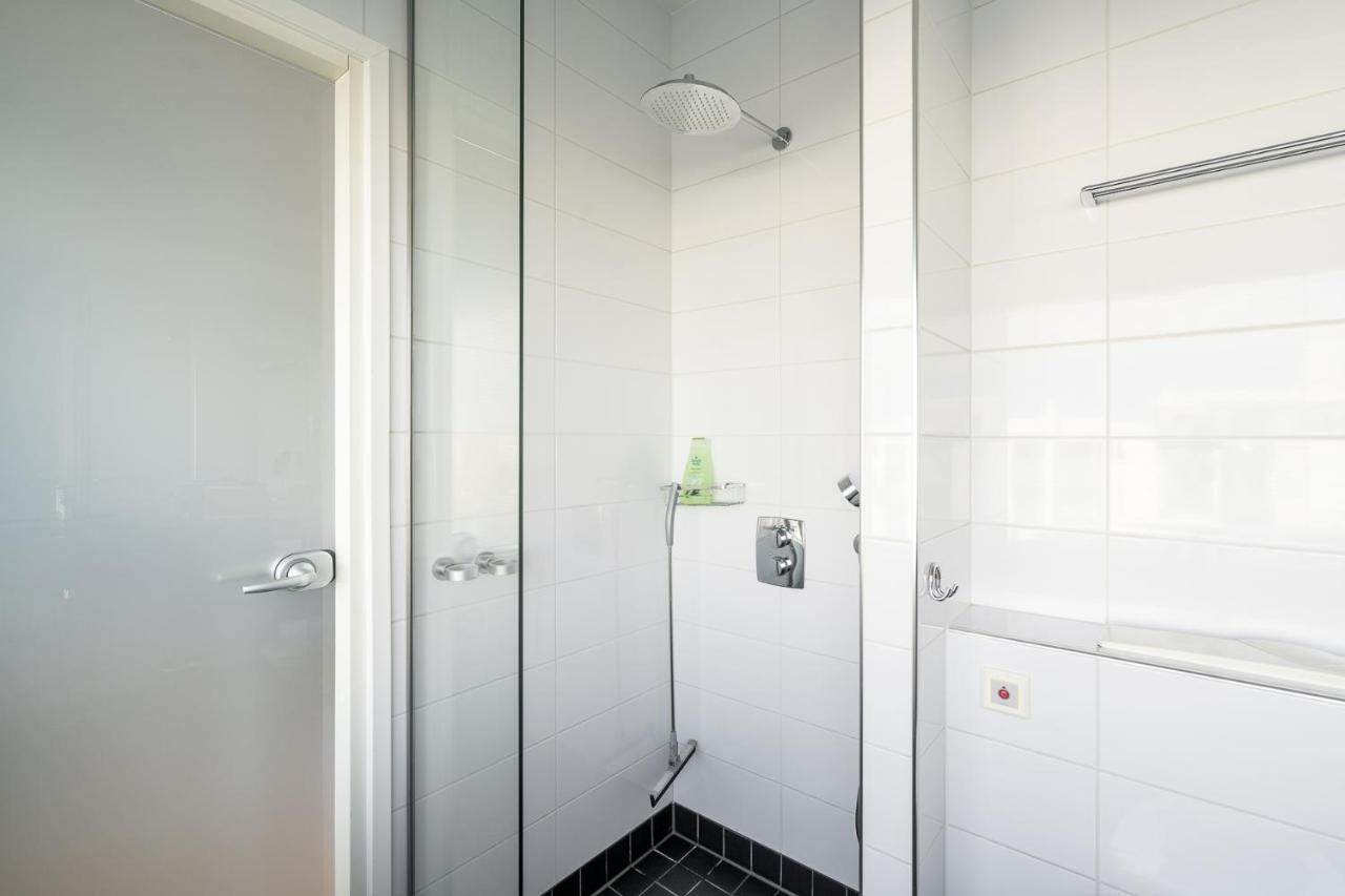 Hiisi Hotel Helsinki Jaetkaesaari エクステリア 写真