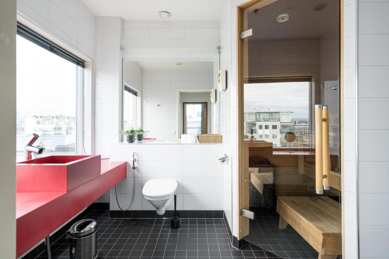 Hiisi Hotel Helsinki Jaetkaesaari エクステリア 写真