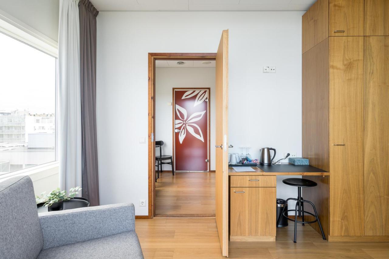 Hiisi Hotel Helsinki Jaetkaesaari エクステリア 写真